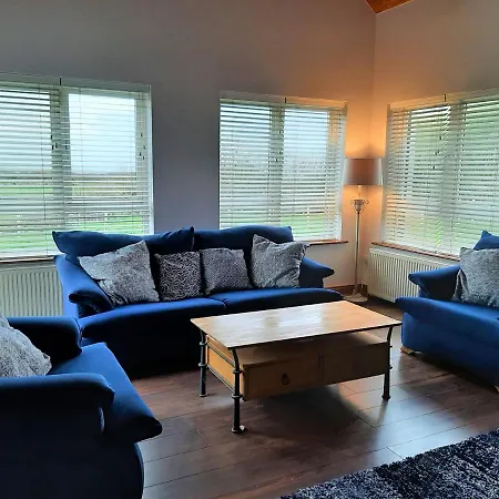 בית נופש Skye's Atlantic Retreat